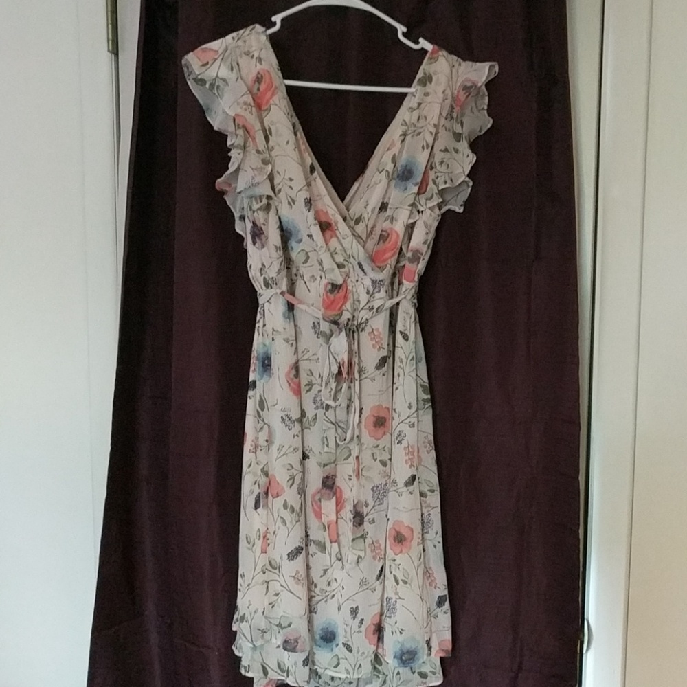 Jessica Simpson Maternity Dress